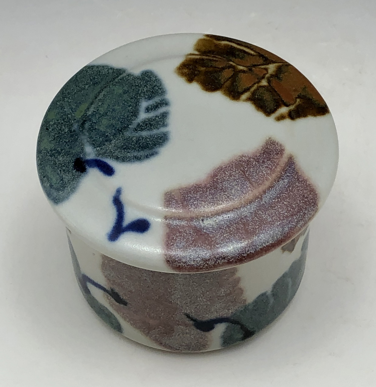 8b_Butter container_web